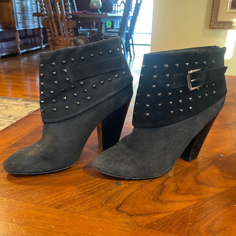 Ankle boots